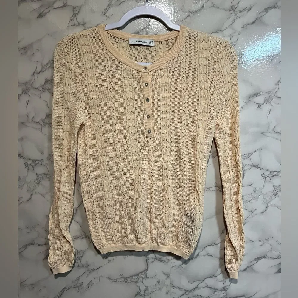 Zara Knit Peach Cream Loose Cable Knit Top 1/4 Button Long Sleeve Size M